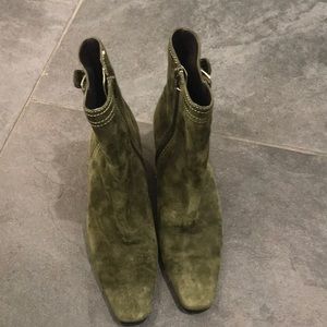 Adorable green suede ankle boots
